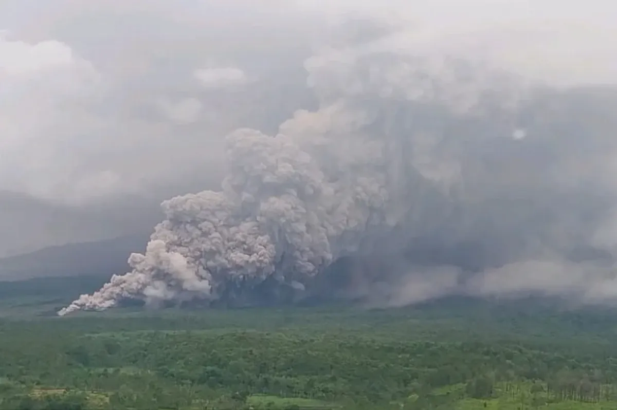 印尼塞梅魯火山噴發 日氣象廳：若有海嘯今晚到沖繩